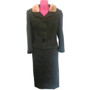 1960s vintage fur collar green tweed suit size medium large